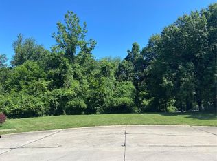 1577 Mary Todd Ln, O'Fallon, IL 62269