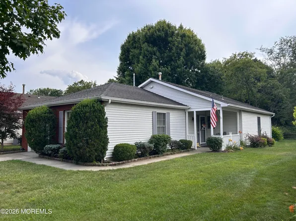 1904 Cherryvale Court, Toms River, NJ 08755