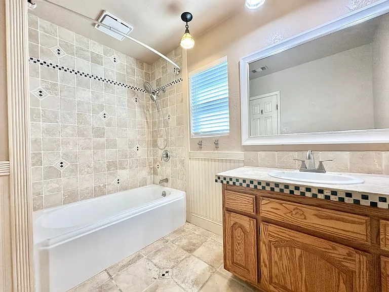 2573 Gum Tree Ln — Photo 40