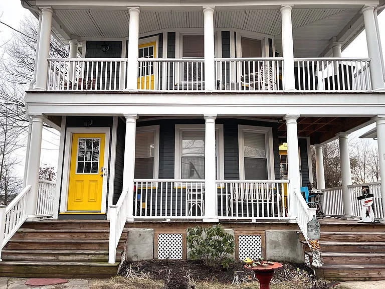101 Park St #2 — Photo 3