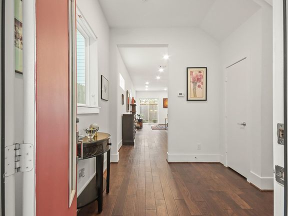 2nd image of 2405 Freeman St