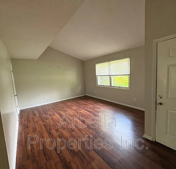 1816 Presswood Rd — Photo 4
