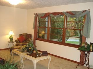 1366 Gibbons Rd, Cookeville, TN 38506