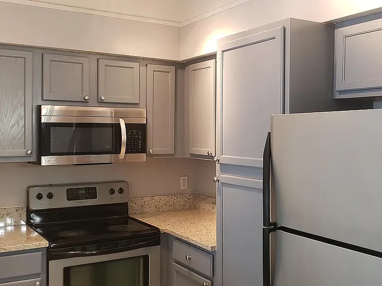 8550 Touchton Rd #221 — Photo 4