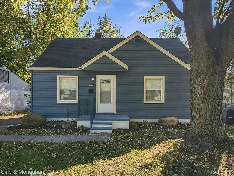 1706 Dallas Ave