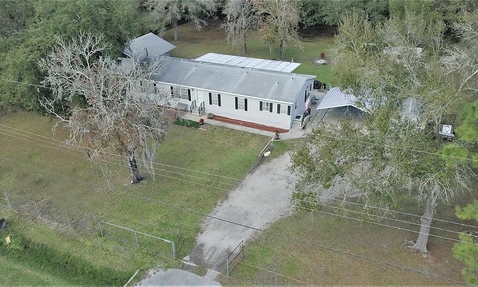 1st image of 8719 N Meadowview Cir