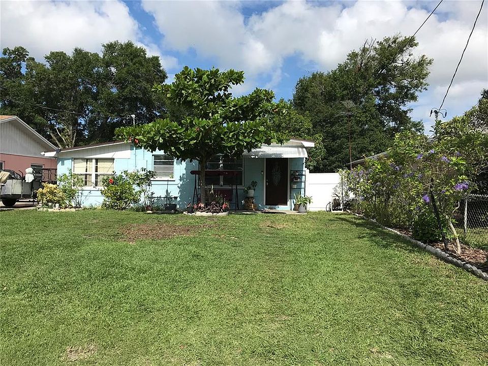 1st image of 7214 N Hubert Ave
