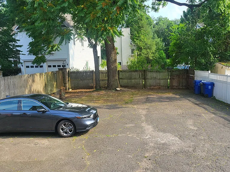 42 Adams Ave #B — Photo 16