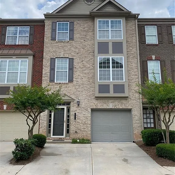 3231 Greenwood Oak Dr — Photo 41