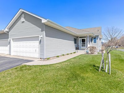 705 Regent Dr, Shakopee, MN, 55379