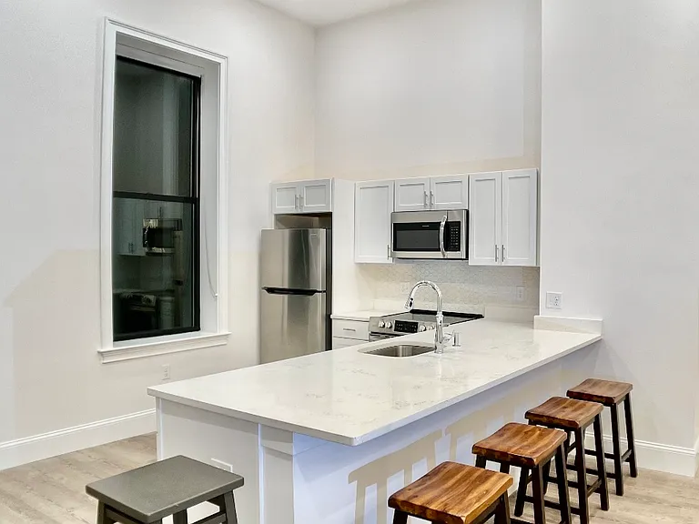 The Residences at the Franco — Photo 15