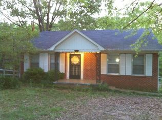 1005 E Bankhead St, New Albany, MS 38652