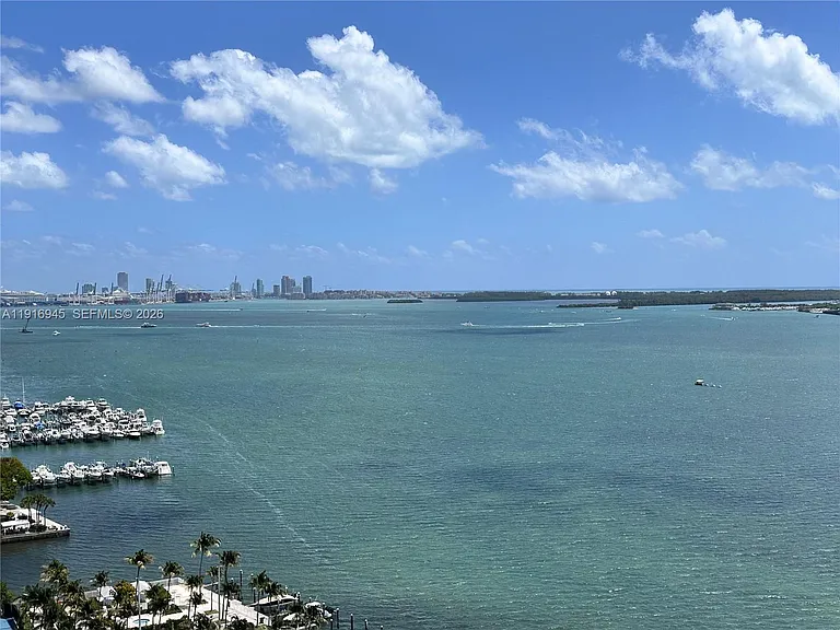 2333 Brickell Ave #2215 — Photo 39