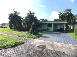 1970 NW 194th Ter, Miami Gardens, FL 33056