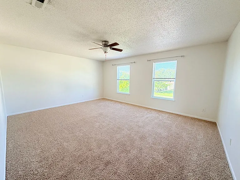 1723 Elijah Blue Dr — Photo 14
