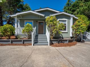 422 Sherwood Loop, Florence, OR 97439