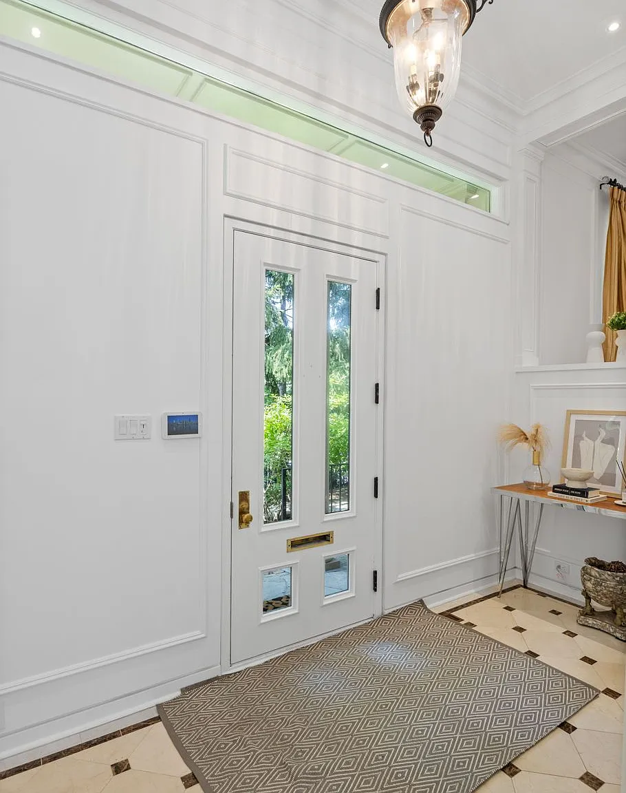 4 bed, $12,000 — Photo 2