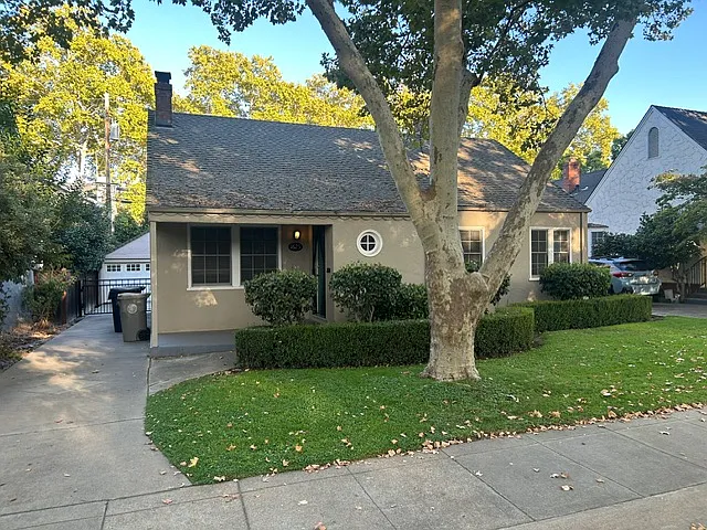 2 bed, 1218 sqft, $2,500 — Photo 2