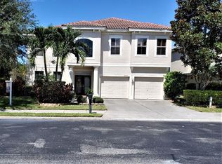 2216 Clarine Way N, Dunedin, FL 34698