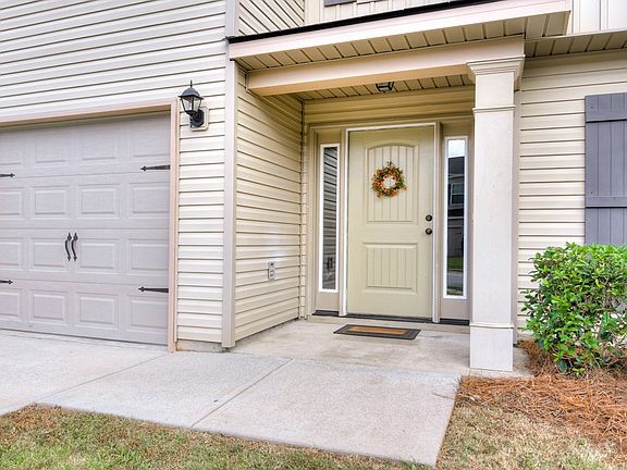 2nd image of 701 Fox Haven Drive