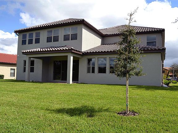 Located on 0173 in Riviera Bella in DeBary, FL