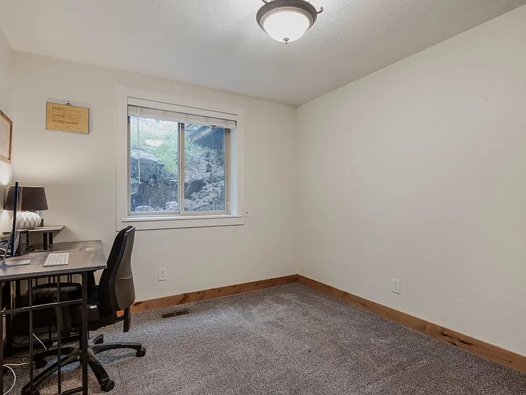 61124 Roughrider Ln — Photo 39