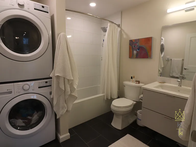 458 Washington St #203 — Photo 5