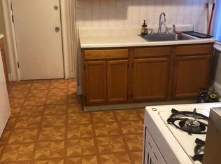 94 President St, Passaic, NJ 07055