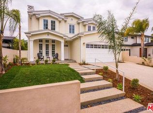 10526 Rochester Ave, Los Angeles, CA 90024