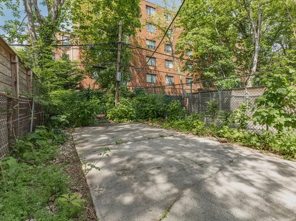 799 Willoughby Avenue image 7 of 8