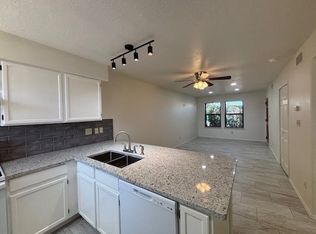1218 Senda Del Valle, Santa Fe, NM 87507
