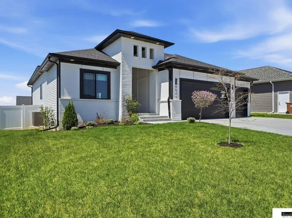 9505 Estela Ave, Lincoln, NE 68516