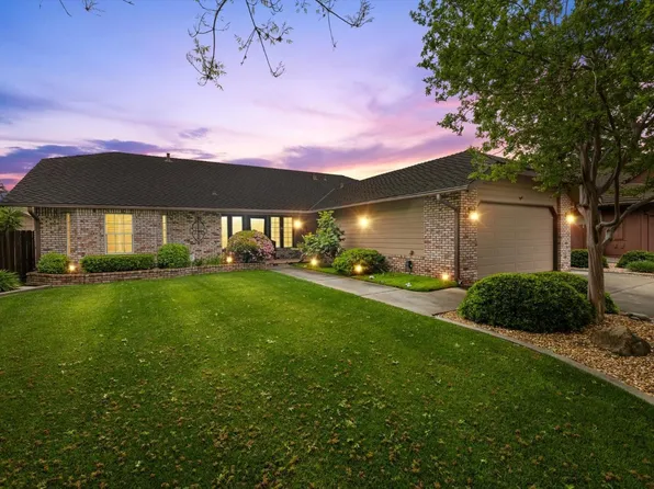 920 Monique Way, Dixon, CA 95620