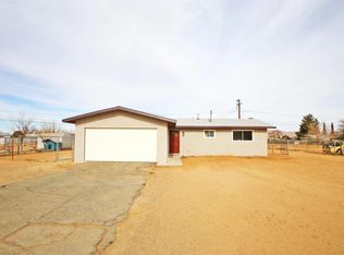 22766 Eyota Rd, Apple Valley, CA 92308