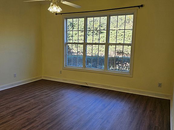 4th image of 154 Prestonian Pl