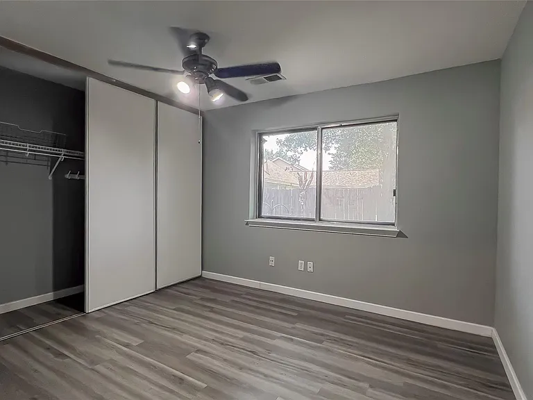 10506 Goldfield Ln — Photo 15
