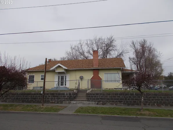 203 NW 7th St, Pendleton, OR 97801