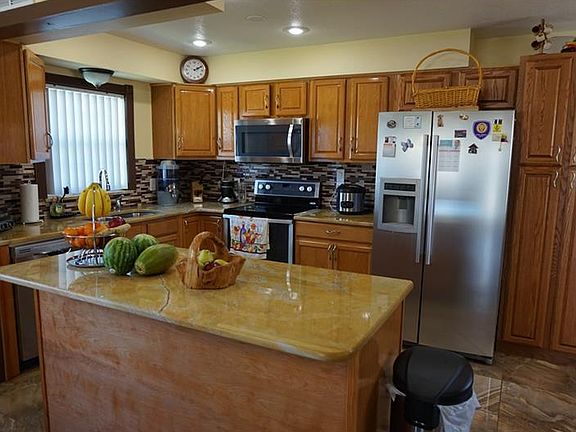 2nd image of 408 Valencia Ct