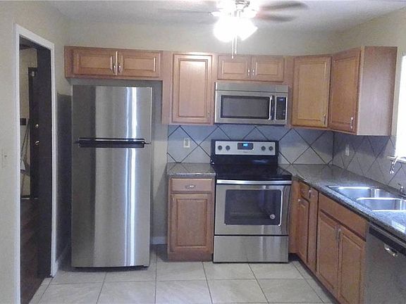 3rd image of 3360 E Brookwood Dr