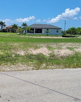 3rd image of 4134 NW 32nd Ln