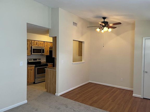 4th image of 182 Greenfield Cres