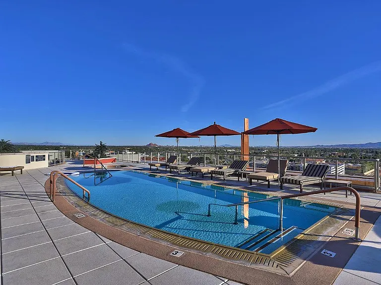 2211 E Camelback Rd #604 — Photo 2