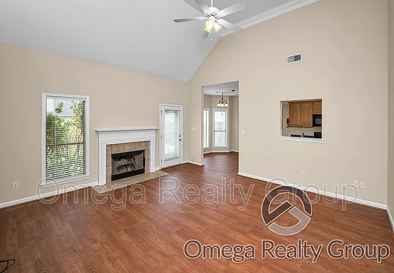 2161 Parsons Dr — Photo 10