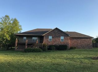 10011 Cove Ln, Dardanelle, AR 72834