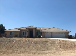 16592 Maka Rd, Apple Valley, CA 92307