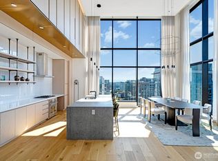 Mari, Bellevue, WA 98004