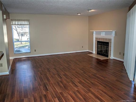 4th image of 7432 Ashfield Ct