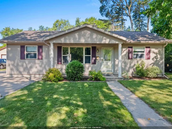 542 Clover Ln, Green Bay, WI 54301