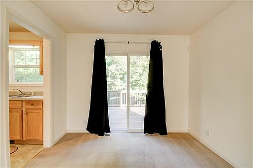 Formal Dining