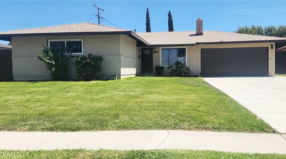 1st image of 360 E Rancho Rd